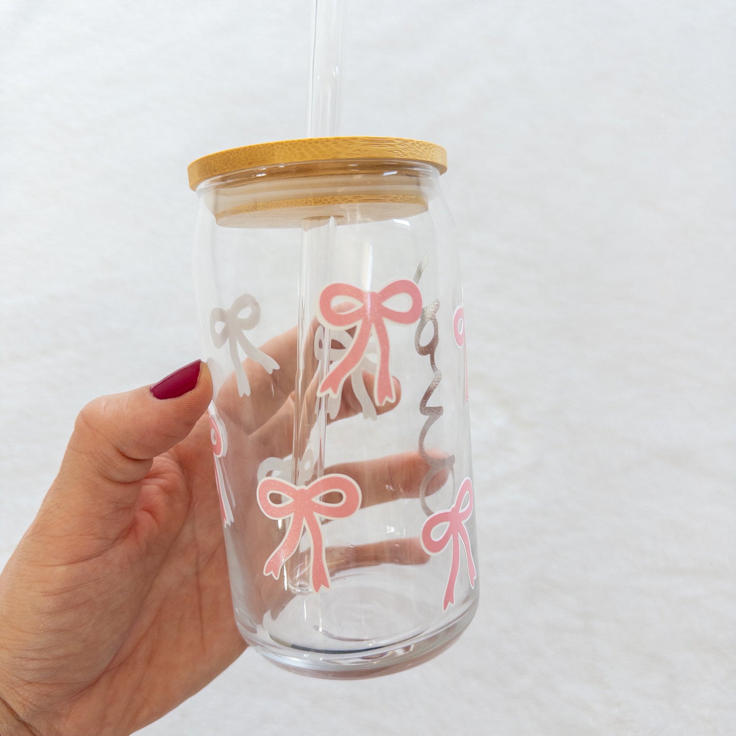 PersonaliEd Bow Glass Cup, Beer Can Glass with Lid & Straw, 16oz Glass Tumbler, Custom Tumbler in