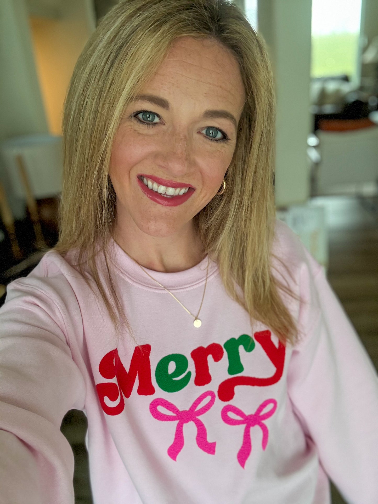 Pink Merry Christmas sweatshirt ￼