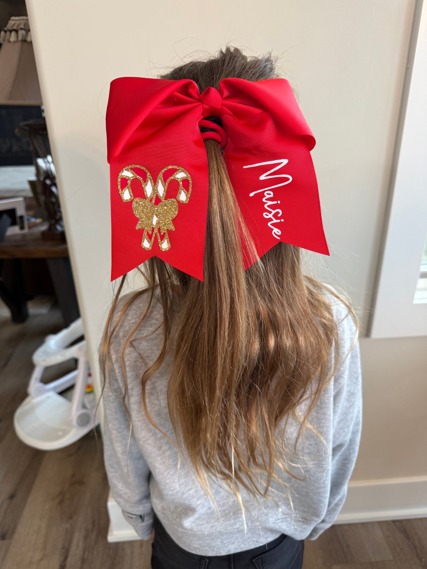 Personalized Christmas Hair Bow – Custom Name Holiday Accessory