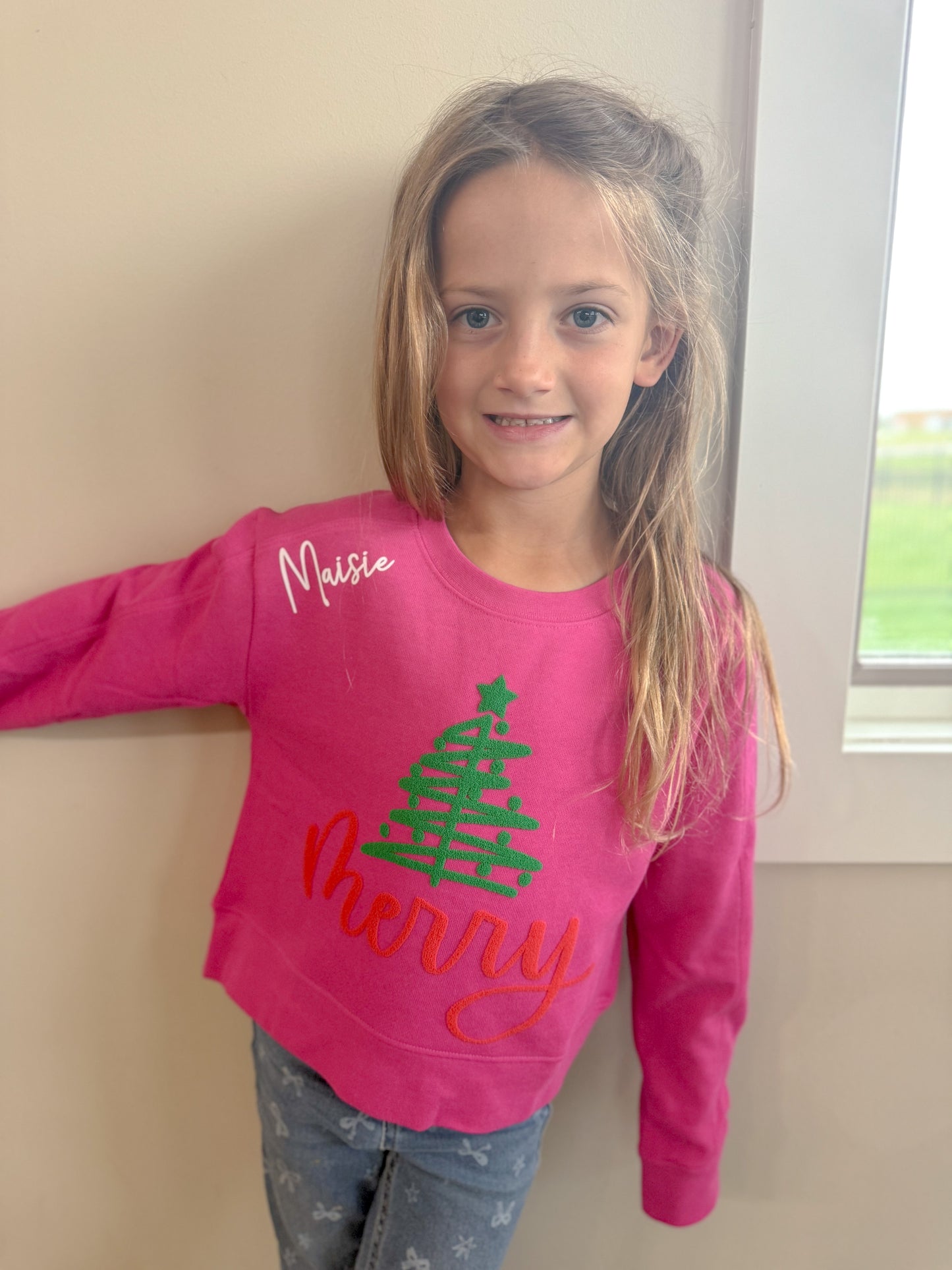 Personalized Christmas Sweatshirt – Pink “Merry” Tree Design